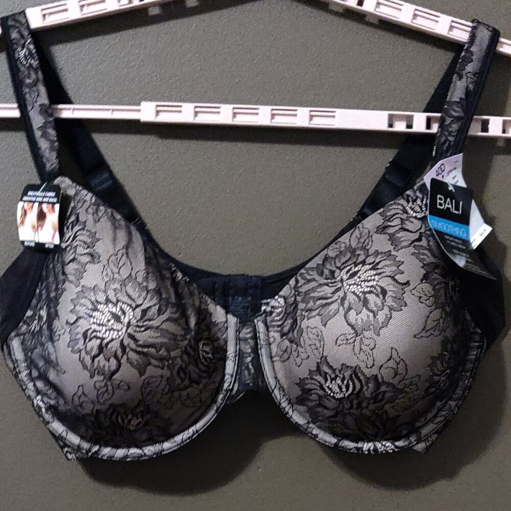 Bali One Smooth U Bra 40D NEW WITH TAGS STYLE DF6548
